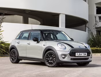 Mini Cooper D 5-door [UK-spec] (F56) '2014–18