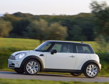 Mini Cooper D MT [Worldwide] (R56) '2007–10