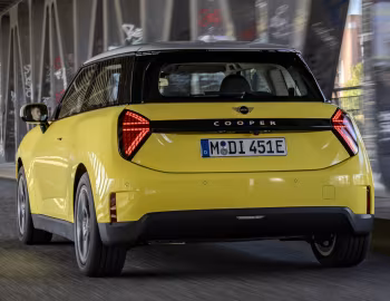 MINI Cooper E [Worldwide] (J01) '2024–pr.