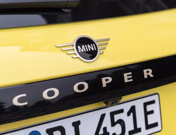 MINI Cooper E [Worldwide] (J01) '2024–н.в.