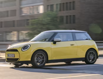 MINI Cooper E [Worldwide] (J01) '2024–н.в.
