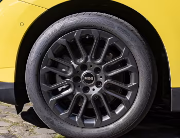 MINI Cooper E [Worldwide] (J01) '2024–н.в.