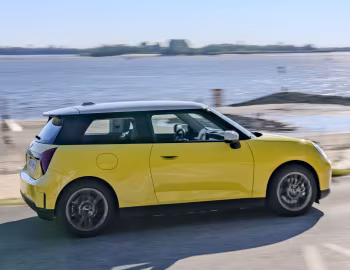 MINI Cooper E [Worldwide] (J01) '2024–н.в.