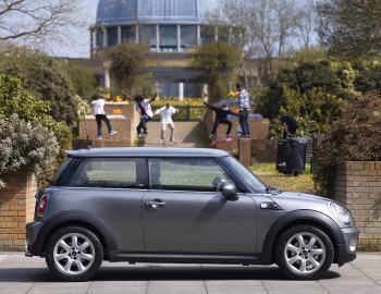 Mini Cooper "Graphite" [UK-spec] (R56) '2009