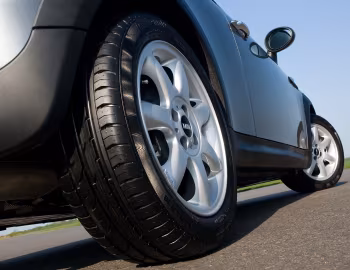 Mini Cooper "Graphite" [UK-spec] (R56) '2009