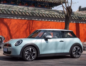 MINI Cooper S [China] (F66) '2024–pr.
