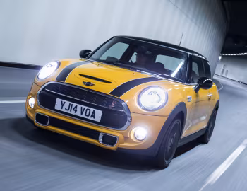 Mini Cooper S [UK-spec] (F56) '2014–18