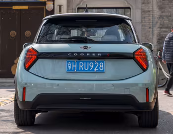 MINI Cooper S [China] (F66) '2024–pr.