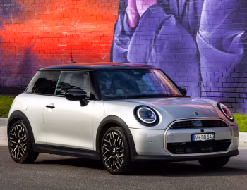 MINI Cooper S [Australia] (F66) '2024–pr.