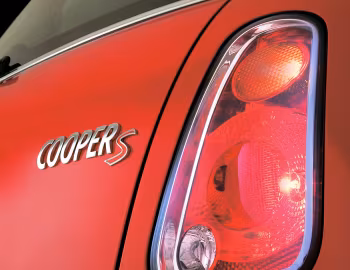 MINI Cooper S [UK-spec] (R53) '2004–06