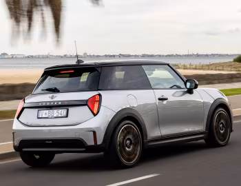 MINI Cooper S [Australia] (F66) '2024–pr.