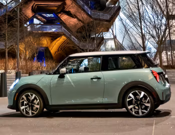2025–pr. MINI Cooper S [North America] (F66) '2024–pr.