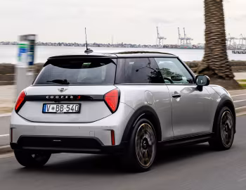 MINI Cooper S [Australia] (F66) '2024–pr.
