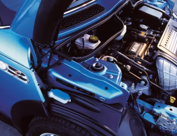 Під капотом MINI Cooper S [Australia] (R53) '2002–04