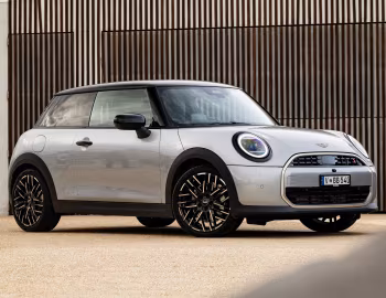 MINI Cooper S [Australia] (F66) '2024–pr.