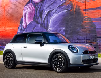 MINI Cooper S [Australia] (F66) '2024–pr.