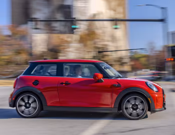 2022–н.в. MINI Cooper S [North America] (F56) '2021–н.в.