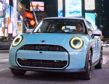 2025–pr. MINI Cooper S [North America] (F66) '2024–pr.