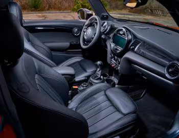 Интерьер MINI Cooper S [Worldwide] (F56) '2018–21