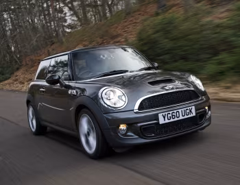 Mini Cooper S [UK-spec] (R56) '2010–14