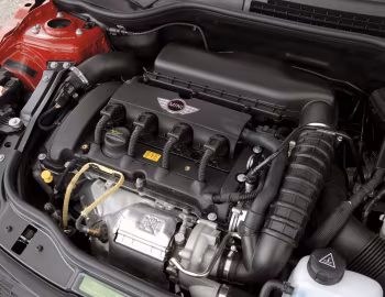 Під капотом Mini Cooper S [Worldwide] (R56) '2007–10