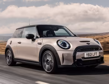 MINI Cooper S [UK-spec] (F56) '2021–pr.