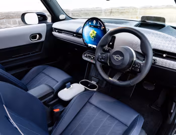 Interior MINI Cooper S [Australia] (F66) '2024–pr.