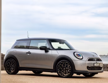 MINI Cooper S [Australia] (F66) '2024–pr.