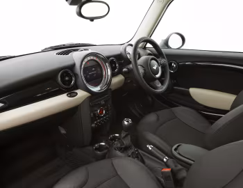 Інтэр'ер Mini Cooper S [UK-spec] (R56) '2010–14