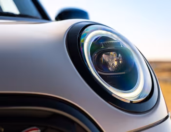 MINI Cooper S [UK-spec] (F56) '2021–pr.