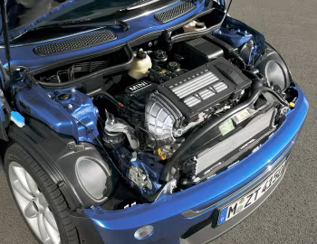 Під капотом MINI Cooper S [Worldwide] (R53) '2004–06