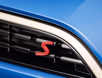 MINI Cooper S 5-door Favoured Trim [Worldwide] (F66) '2024–н.в.