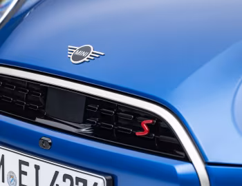 MINI Cooper S 5-door Favoured Trim [Worldwide] (F66) '2024–н.в.