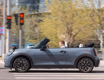 MINI Cooper S Cabrio [China] (F67) '2025–н.в.