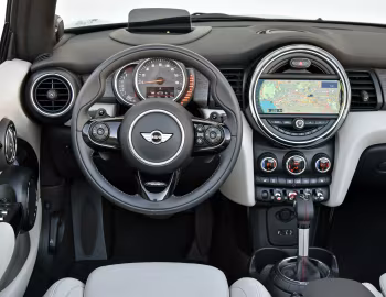 Передня панель 2016–18 Mini Cooper S Cabrio [North America] (F57) '2016–18