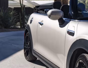 2023–н.в. MINI Cooper S Cabrio [North America] (F57) '2022–н.в.