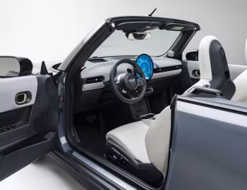 Интерьер MINI Cooper S Cabrio Favoured Trim [Worldwide] (F67) '2024–н.в.