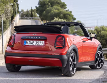 MINI Cooper S Cabrio Classic Trim [Worldwide] (F67) '2024–pr.