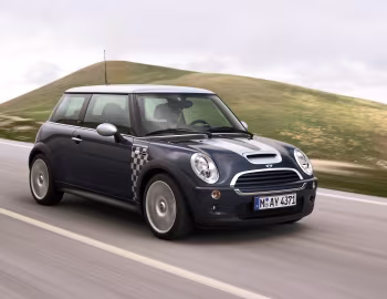 MINI Cooper S "Checkmate" [Germany] (R53) '10.2005–11.2006