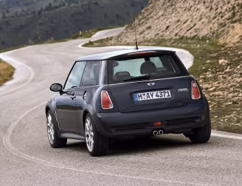 MINI Cooper S "Checkmate" [Germany] (R53) '10.2005–11.2006