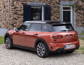 MINI Cooper S Clubman "Multitone Edition" [Worldwide] (F54) '2022–24