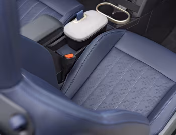 Интерьер 2025–н.в. MINI Cooper S Convertible [North America] (F67) '2024–н.в.