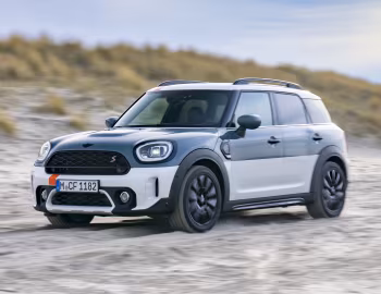 MINI Cooper S Countryman ALL4 "Uncharted Edition" [Worldwide] (F60) '2023