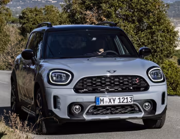 MINI Cooper S Countryman ALL4 "Untamed Edition" [Worldwide] (F60) '2022–23