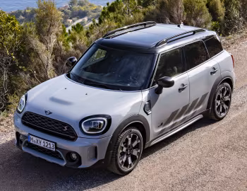 MINI Cooper S Countryman ALL4 "Untamed Edition" [Worldwide] (F60) '2022–23