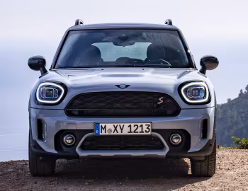 MINI Cooper S Countryman ALL4 "Untamed Edition" [Worldwide] (F60) '2022–23