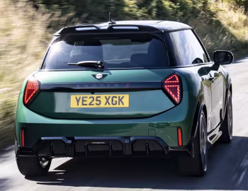 MINI Cooper S John Cooper Works Package [UK-spec] (F66) '2024–н.в.