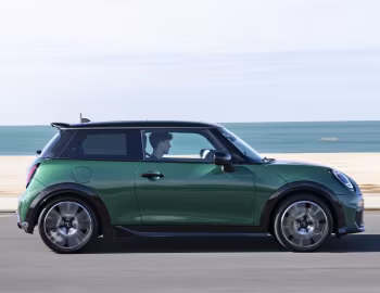MINI Cooper S John Cooper Works Package [UK-spec] (F66) '2024–н.в.
