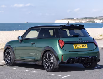 MINI Cooper S John Cooper Works Package [UK-spec] (F66) '2024–н.в.