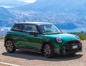 MINI Cooper S John Cooper Works Package [Worldwide] (F66) '2024–pr.
